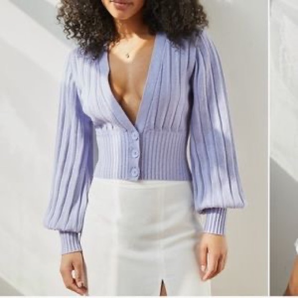 Aritzia Wilfred Plunge Front Cardigan in Lilac - Picture 2 of 13